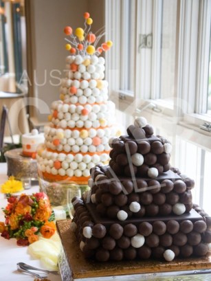bride_and_groom_cake_ball_wedding_cakes