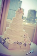 http://www.wedsociety.com/wedding-ideas/cakes/112331