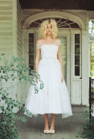 http://myhandsmadeit.com/tag/retro-vintage-style-wedding-dress/
